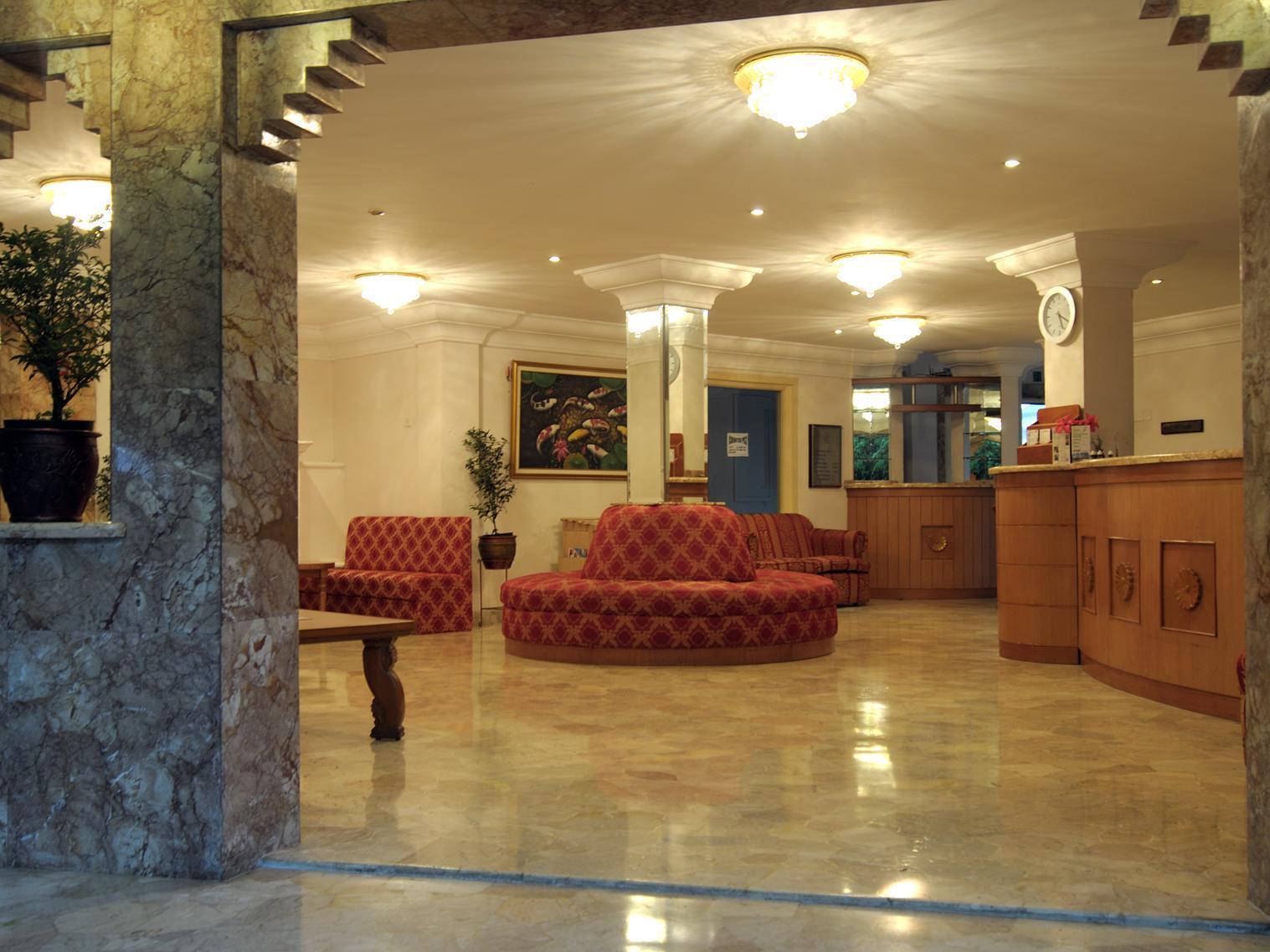 Club Bali Suites At Kota Bunga Cipanas  Bagian luar foto