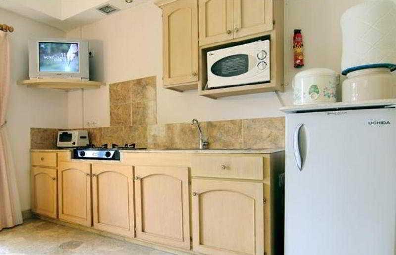 Club Bali Suites At Kota Bunga Cipanas  Bagian luar foto
